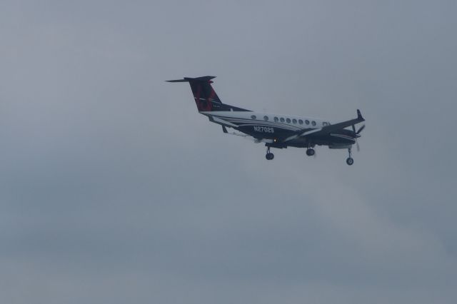 Beechcraft Super King Air 300 (N2702S)