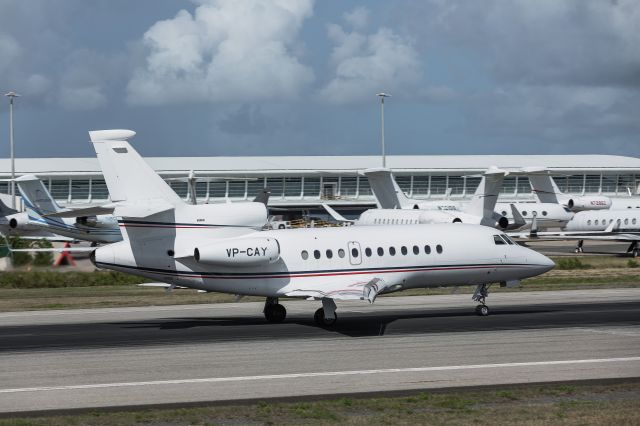 Dassault Falcon 900 (VP-CAY)