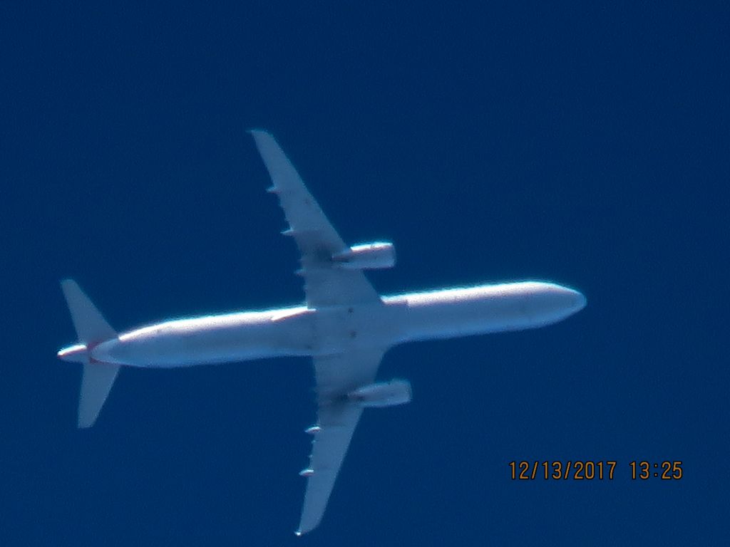Airbus A321 (N926UW)