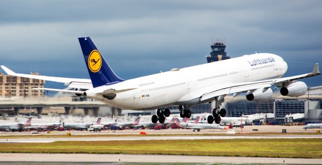 D-AIGL — - 10/23/2015 Lufthansa D-AIGL A340 KDFW