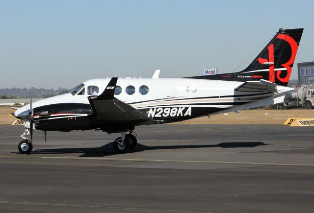 Beechcraft King Air 90 (N298KA)