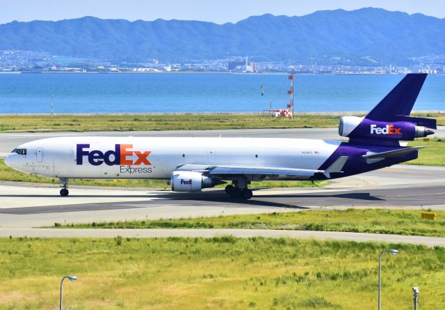 Boeing MD-11 (N594FE)