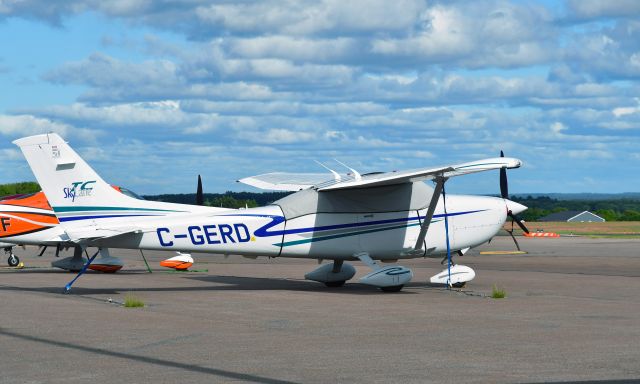 Cessna Skylane (C-GERD) - Cessna T182T Turbo Skylane C-GERD in Charlottetown 