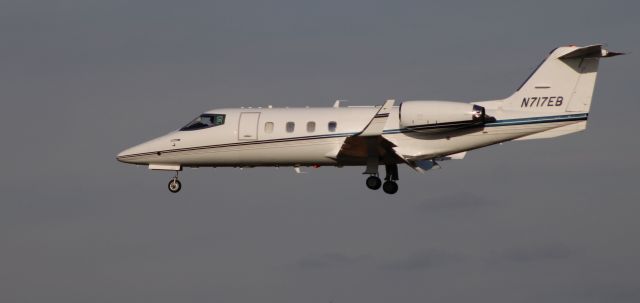 Learjet 55 (N717EB) - On final is this 1981 Gates Learjet 55 in the Autumn of 2021.