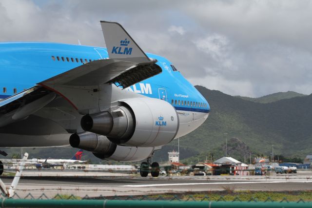 Boeing 747-400 (PH-BFG)