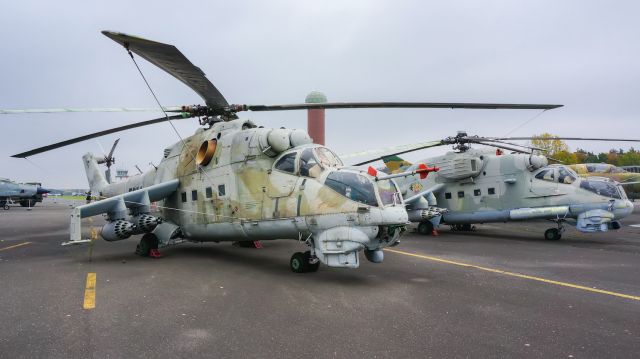 MIL Mi-25 (00-5211) - Displayed at Bundeswehr Military History Museum.