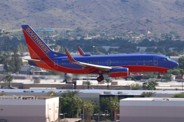 Boeing 737-700 (N900WN)