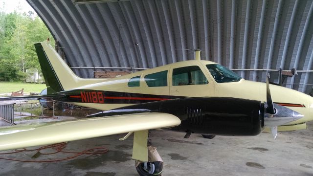 Cessna 310 (N1188)