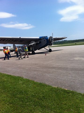 NC8407 — - Seeing a 1925 Ford Tri-Moter at Cincinnati Municipal Airport.