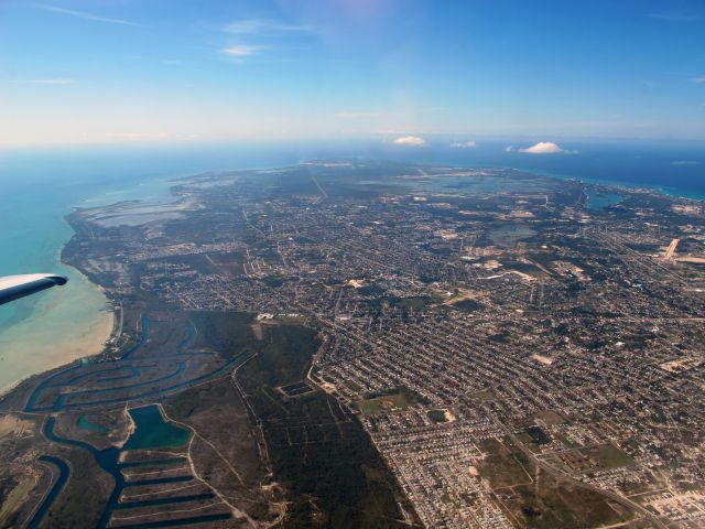 Cessna Citation V (N365EA) - After take off at Nassau, Bahamas, en route to New York.