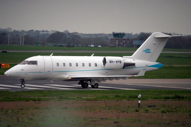 Canadair Challenger (9H-VPB) - Lining up to depart rwy 25 on 22-Mar-19 heading for LFPB.