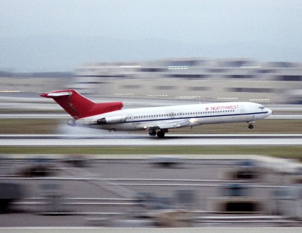 BOEING 727-200 — - KLAx former Republic Airlines 727 landing 7R at LAX photo from Imperial Hill. 1988