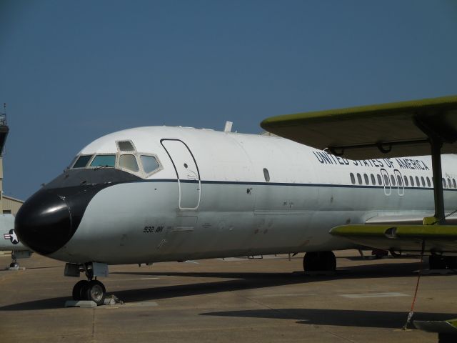 Douglas DC-9-10 (6722584) - 932nd Air Wing