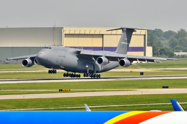 LOCKHEED C-5 Super Galaxy (85-0007) - 23-R 05-20-22