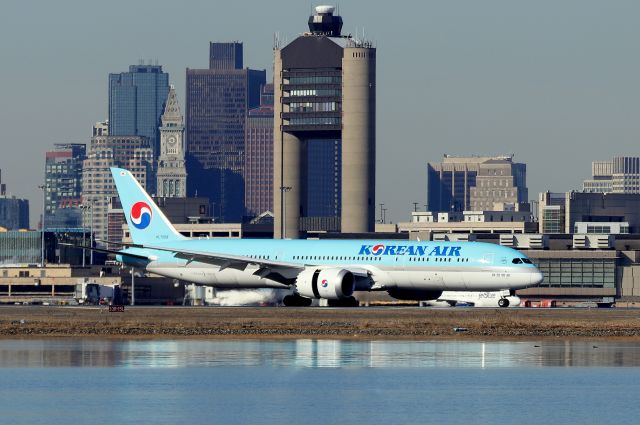 Boeing 787-8 (HL7209) - 'Koreanair 091' arriving from Seoul, South Korea