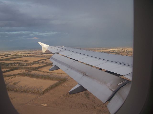 Airbus A320 (VH-VQP) - Approaching Melbourne on a Jetstar A320 on a flight from Launceston.