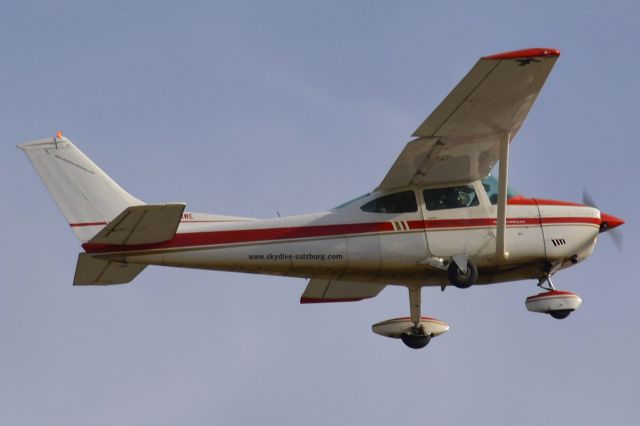 Cessna Skylane (N48WE)