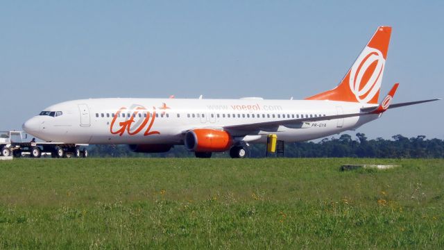 Boeing 737-800 (PR-GYA)