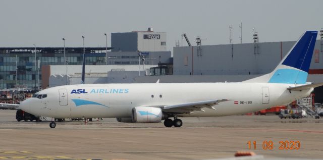 Boeing 737-700 (OE-IBO)