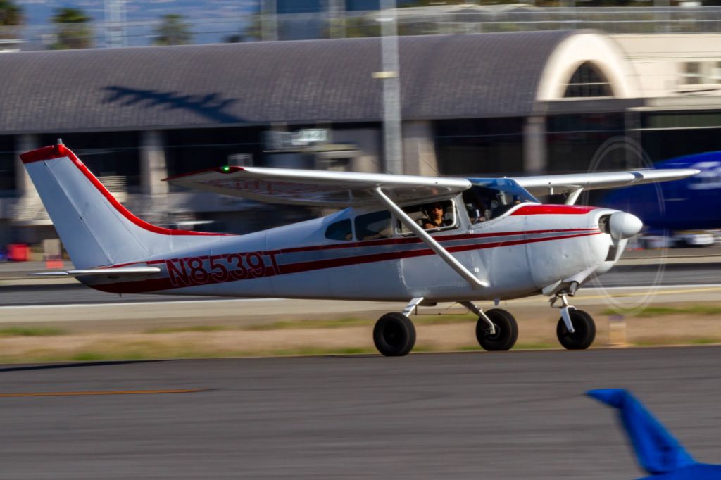 Cessna Skylane (N8539T)