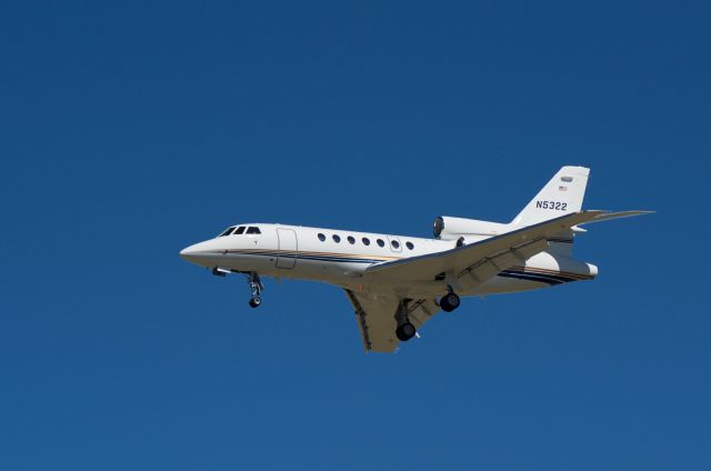 Dassault Falcon 50 (N5322) - Landing KHOU 30L