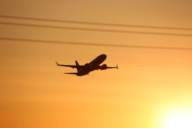Boeing 737 MAX 8 (N8870K)