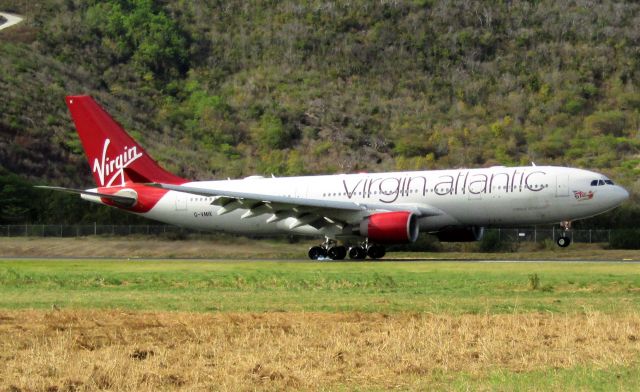 Airbus A330-200 (G-VMIK)