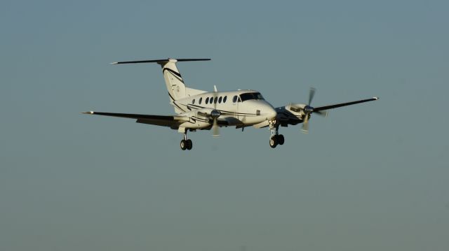 Beechcraft Super King Air 200 (N532SW)