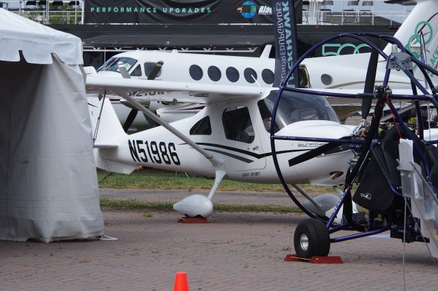 Cessna Skycatcher (N51986)