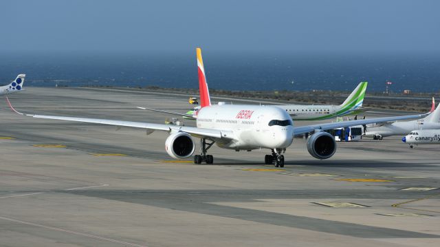 Airbus A350-900 (EC-NCX)