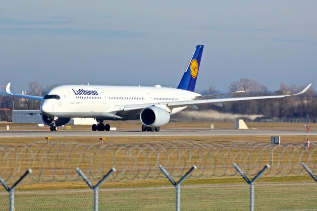 Airbus A350-900 (D-AIXF)
