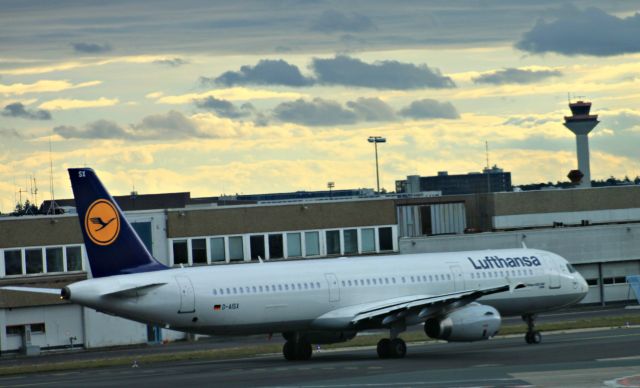 Airbus A321 (D-AISX)