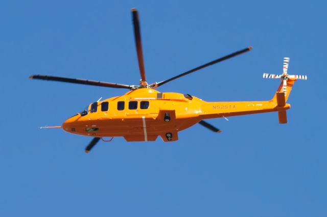 — — - BELL 525   N525TA