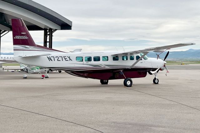 Cessna Caravan (N727EX)