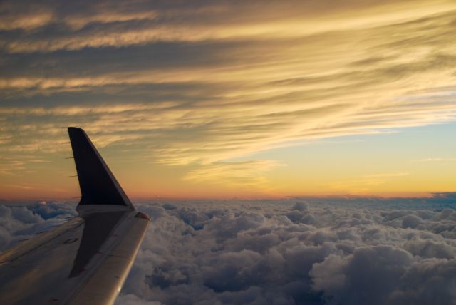 Canadair Regional Jet CRJ-900 (N908XJ) - Flying GSP-DTW.  Beautiful sky after a day of torrential rain on the ground in SC.