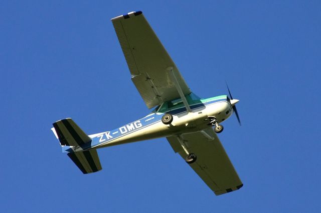 Cessna Commuter (ZK-DMG)