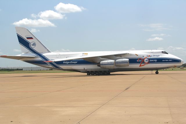 Antonov An-124 Ruslan (RA-82081) - VDA 131 on the ramp at KAFW 6-17-13