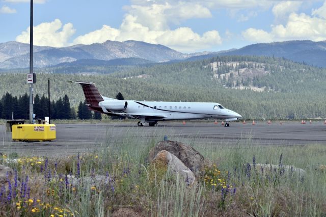 Embraer ERJ-135 (N53NA)