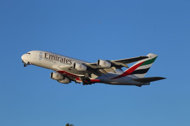 Airbus A380-800 (A6-EET)