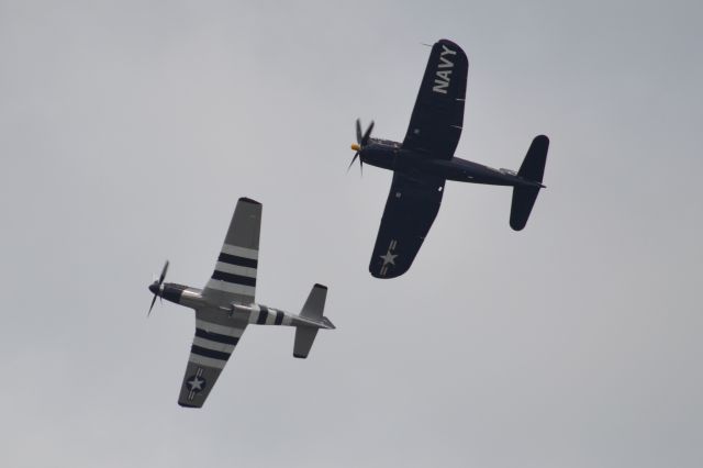 — — - P-51 Mustang and F4U Corsair at Marine Corps Air Station (MCAS) Beaufort Air Show, 29 April 2017