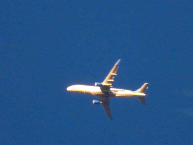 Embraer 175 (N621UX) - SKW5892br /GSP-DENbr /11/25/2024