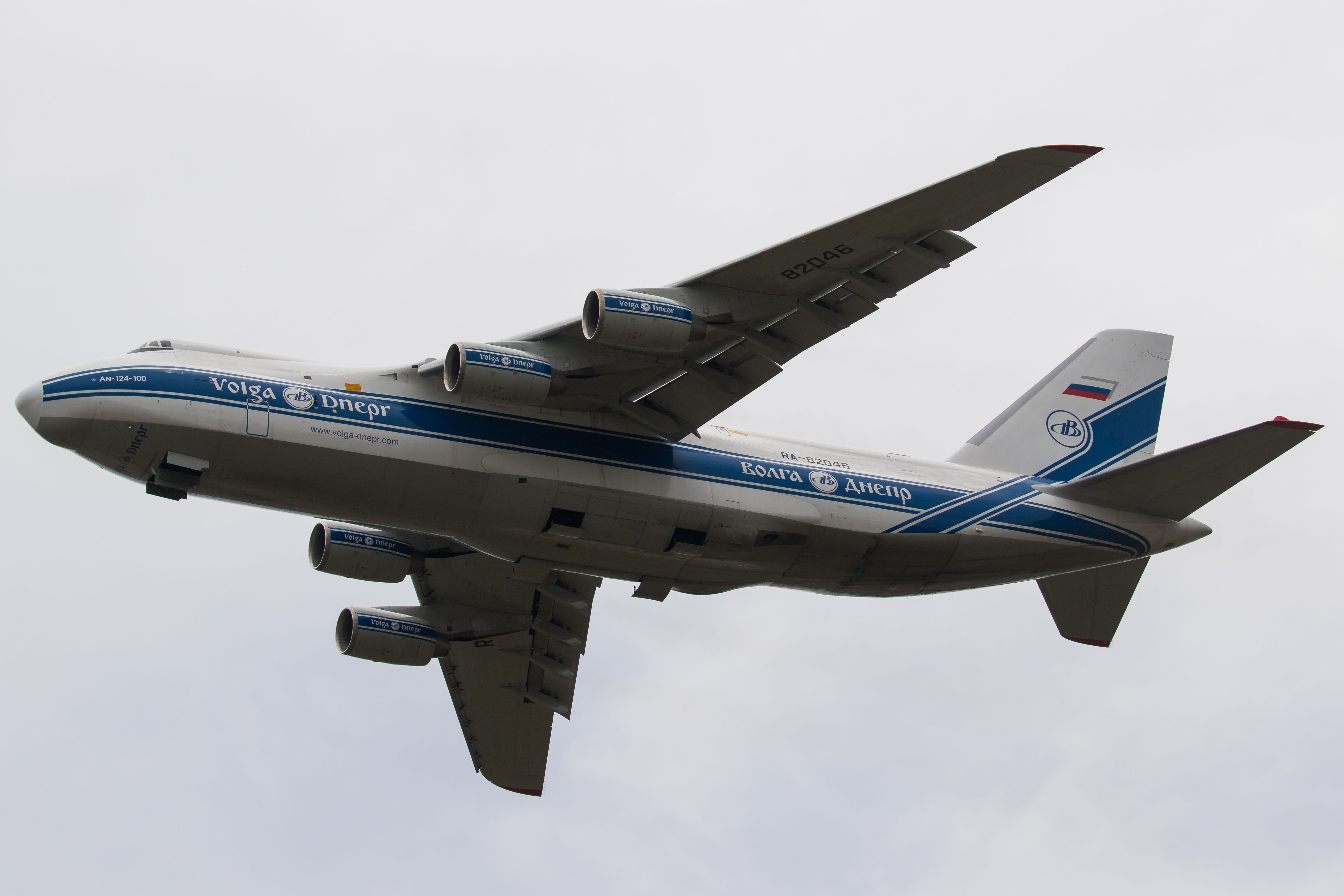 Antonov An-124 Ruslan (RA-82046)