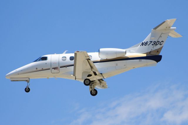 Embraer Phenom 100 (N673DC)