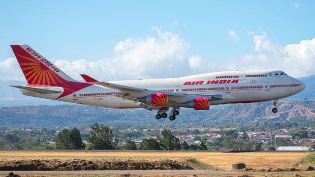 Boeing 747-200 (VT-EVA) - Boeing 747-400