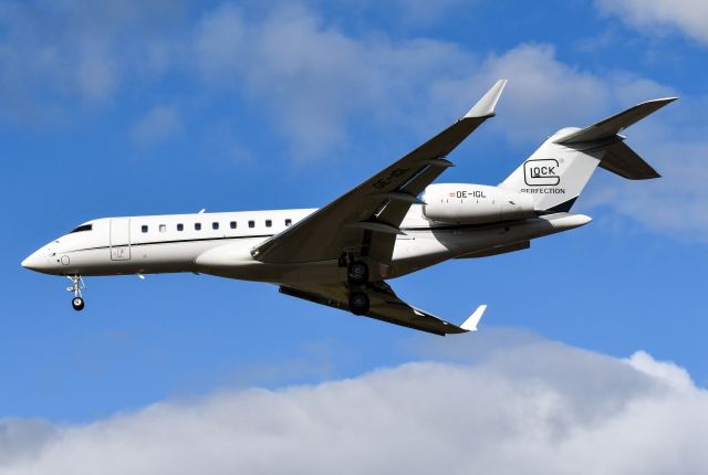 Bombardier Global Express (OE-IGL)