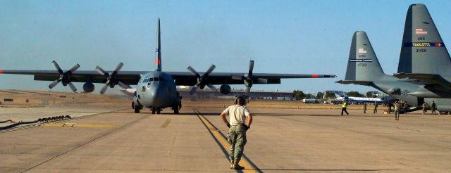 Lockheed C-130 Hercules —