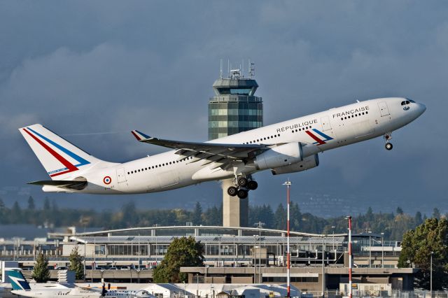 Airbus A330-200 (F-UJCT)