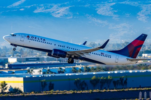 Boeing 737-800 (N3749D) - Delta Airlines 737-800 taking off from PHX on 11/13/22. Taken on a Canon R7 and Tamron 70-200 G2 lens.