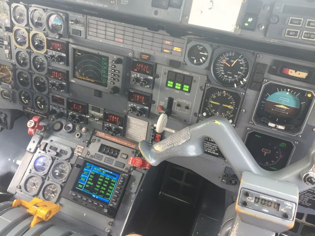 Embraer EMB-120 Brasilia (N290SW) - Loading up the flight plan 