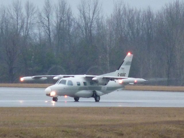 Mitsubishi MU-2 (C-GGDC)